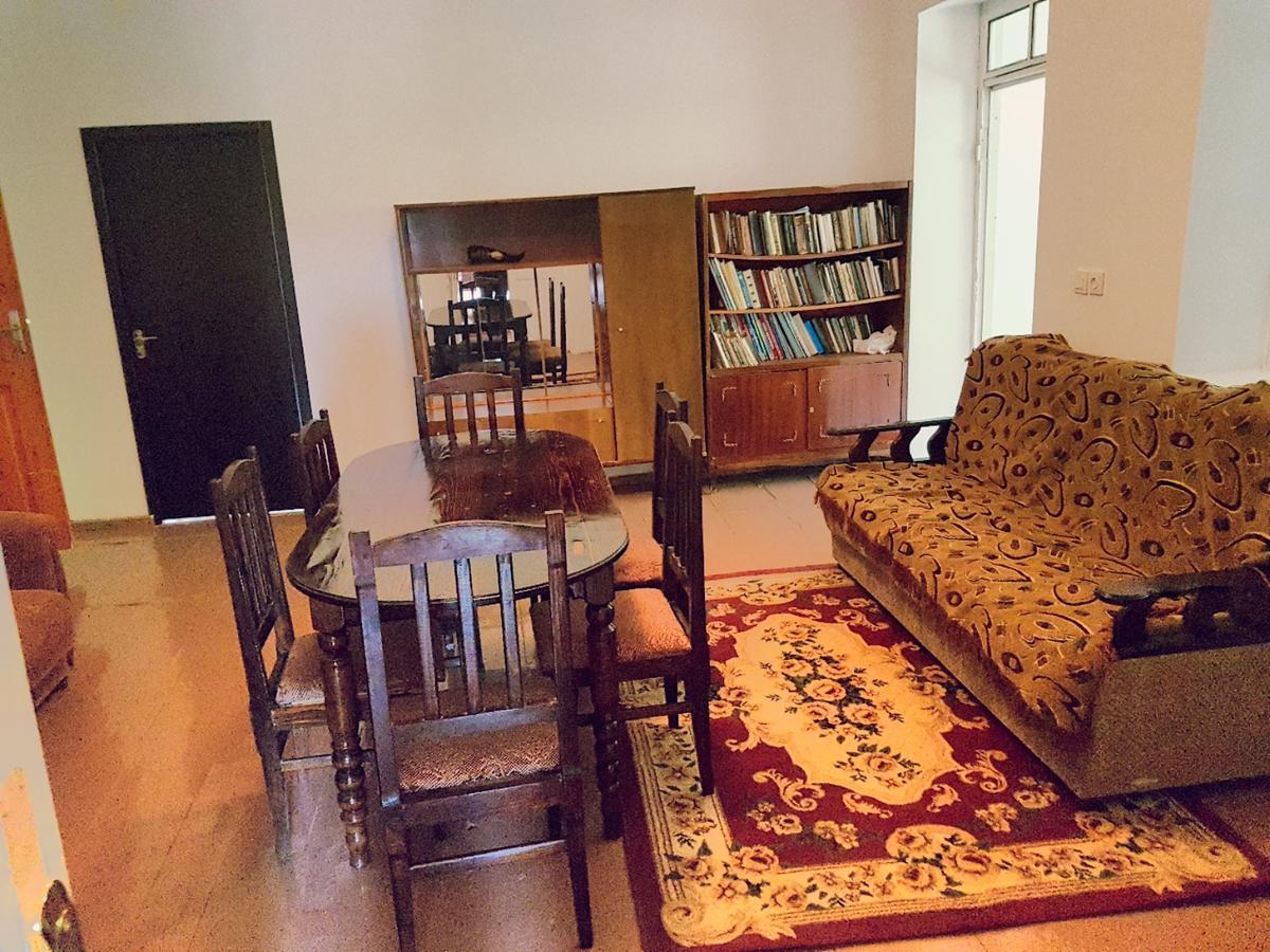 Guesthouse Am Museum Mestia Eksteriør billede
